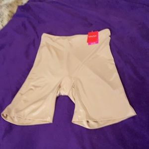 Spanx Mid-Thigh Short